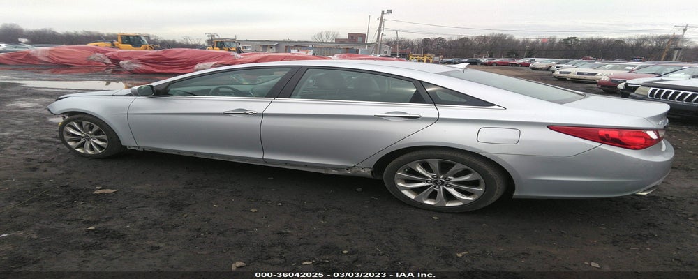 5NPEC4AC3BH041497 2011 HYUNDAI SONATA photo no. 3