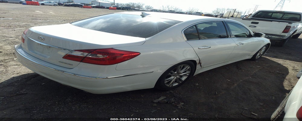 KMHGC4DD7DU247746 2013 HYUNDAI GENESIS photo no. 4