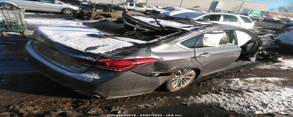 KMHGN4JE9GU150981 2016 HYUNDAI GENESIS SEDAN photo no. 4