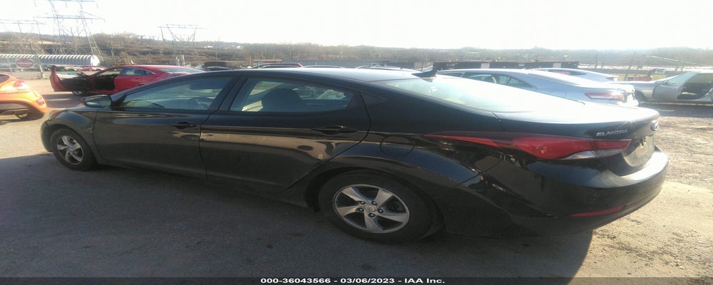 KMHDH4AE7FU437762 2015 HYUNDAI ELANTRA photo no. 3