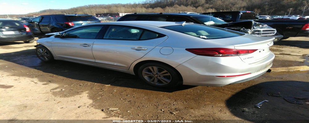5NPD84LF1JH383632 2018 HYUNDAI ELANTRA photo no. 3
