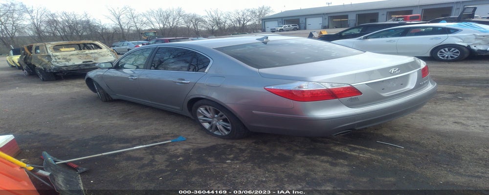 KMHGC4DF7AU084254 2010 HYUNDAI GENESIS photo no. 3