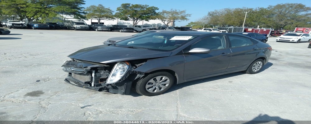 KMHCT4AE3HU194951 2017 HYUNDAI ACCENT photo no. 2