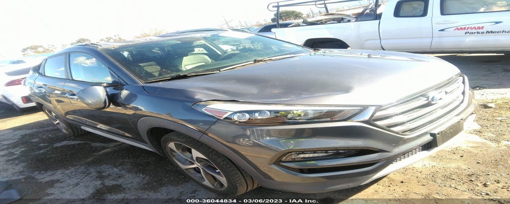 KM8J33A24JU640683 2018 HYUNDAI TUCSON photo no. 4
