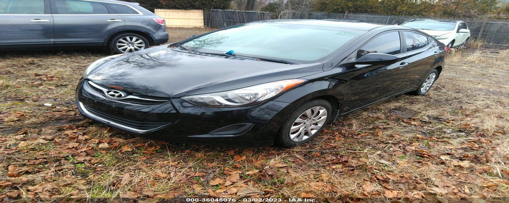 KMHDH4AE7DU597623 2013 HYUNDAI ELANTRA photo no. 2
