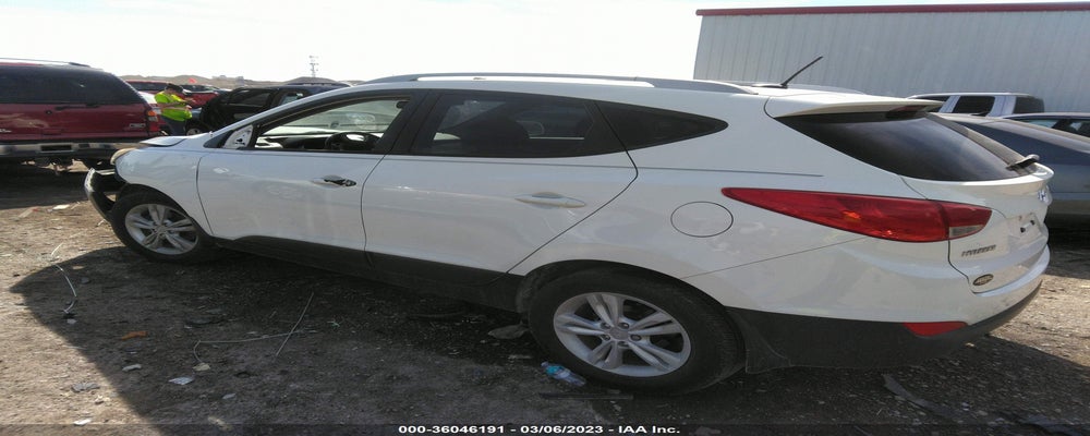 KM8JU3AC6DU579587 2013 HYUNDAI TUCSON photo no. 3