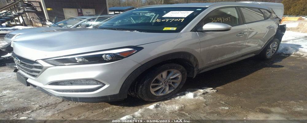 KM8J3CA44HU272095 2017 HYUNDAI TUCSON photo no. 2
