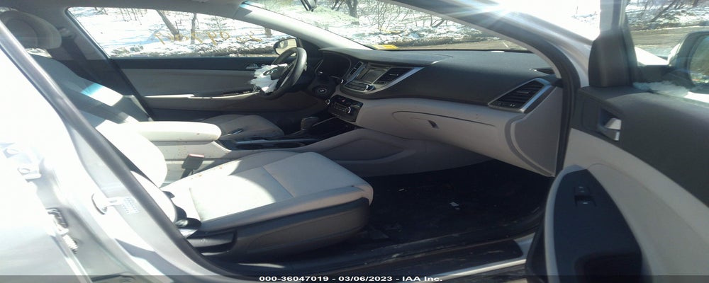 KM8J3CA44HU272095 2017 HYUNDAI TUCSON photo no. 5