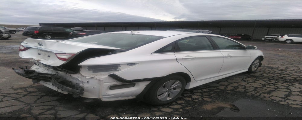 5NPEB4AC0EH822338 2014 HYUNDAI SONATA photo no. 4