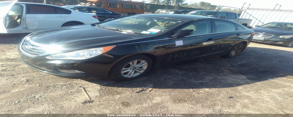 5NPEB4AC3DH561558 2013 HYUNDAI SONATA photo no. 2