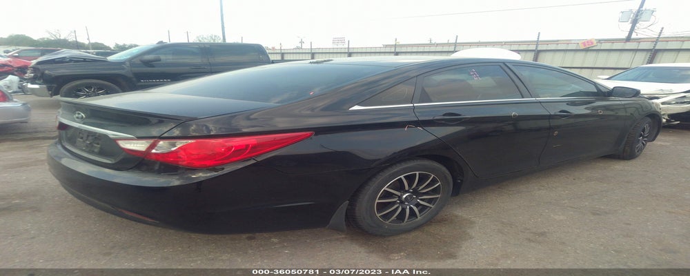5NPEB4AC5DH601543 2013 HYUNDAI SONATA photo no. 4