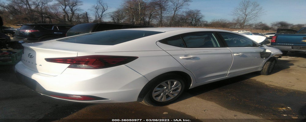 5NPD74LF4KH410214 2019 HYUNDAI ELANTRA photo no. 4