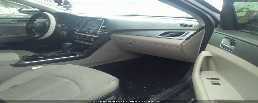 5NPE24AF0JH688161 2018 HYUNDAI SONATA photo no. 5