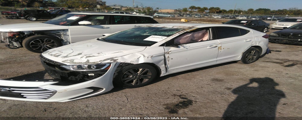 5NPD84LFXJH288342 2018 HYUNDAI ELANTRA photo no. 2