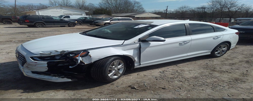 5NPE34AF5JH612013 2018 HYUNDAI SONATA photo no. 2