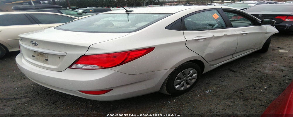 KMHCT4AE3GU963575 2016 HYUNDAI ACCENT photo no. 4