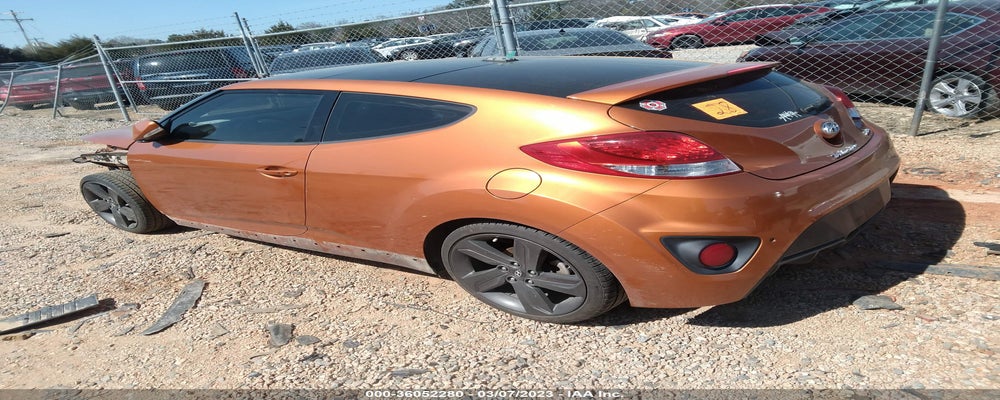 KMHTC6AE8FU226110 2015 HYUNDAI VELOSTER photo no. 3