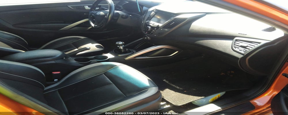 KMHTC6AE8FU226110 2015 HYUNDAI VELOSTER photo no. 5