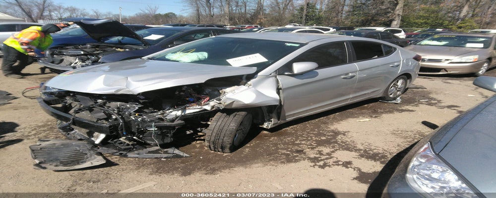 5NPD84LF2KH439658 2019 HYUNDAI ELANTRA photo no. 2