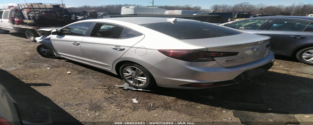 5NPD84LF2KH439658 2019 HYUNDAI ELANTRA photo no. 3