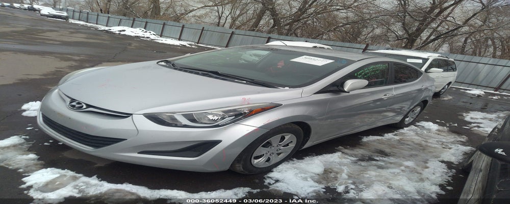 5NPDH4AE1GH692133 2016 HYUNDAI ELANTRA photo no. 2