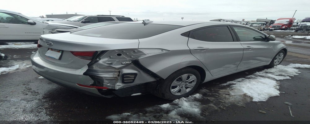 5NPDH4AE1GH692133 2016 HYUNDAI ELANTRA photo no. 4