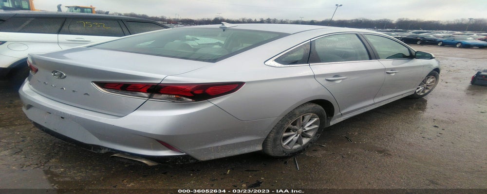5NPE24AFXJH655748 2018 HYUNDAI SONATA photo no. 4