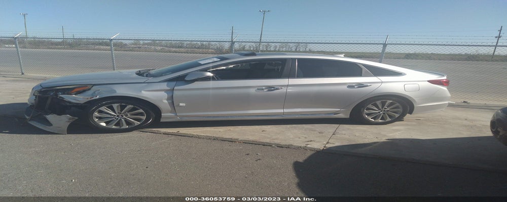 5NPE34AF5GH414976 2016 HYUNDAI SONATA photo no. 2