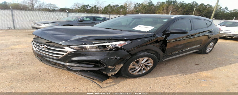 KM8J33A41HU471136 2017 HYUNDAI TUCSON photo no. 2