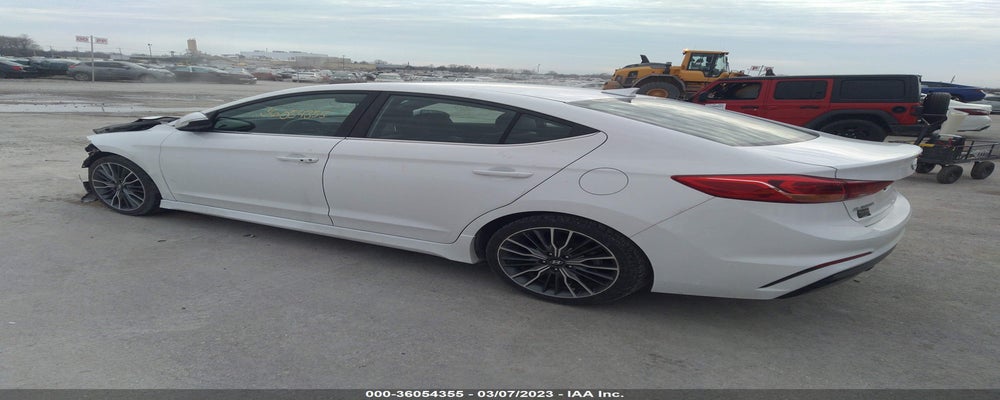 KMHD04LB8JU561235 2018 HYUNDAI ELANTRA photo no. 3