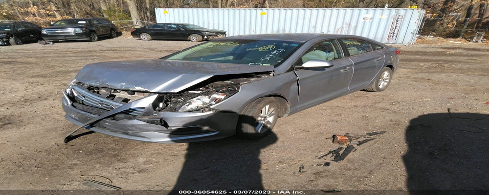 5NPE24AF8HH517958 2017 HYUNDAI SONATA photo no. 2
