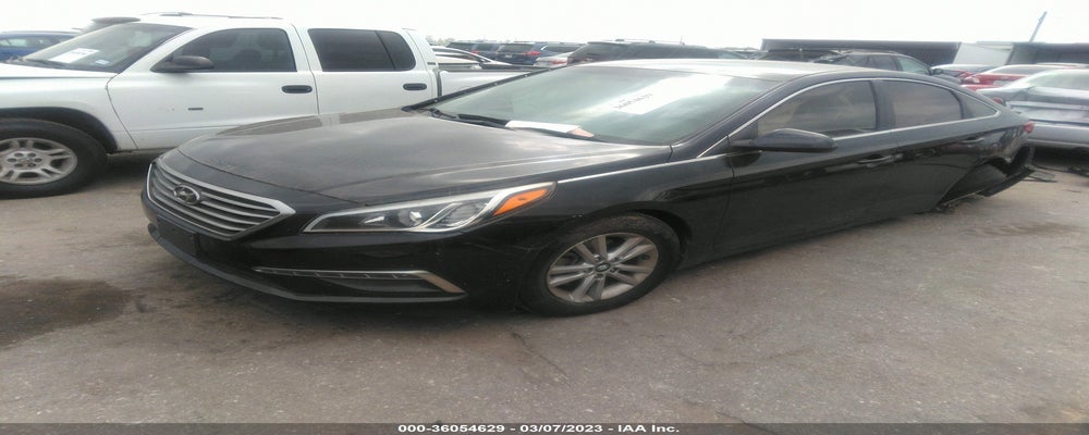 5NPE24AFXFH218386 2015 HYUNDAI SONATA photo no. 2