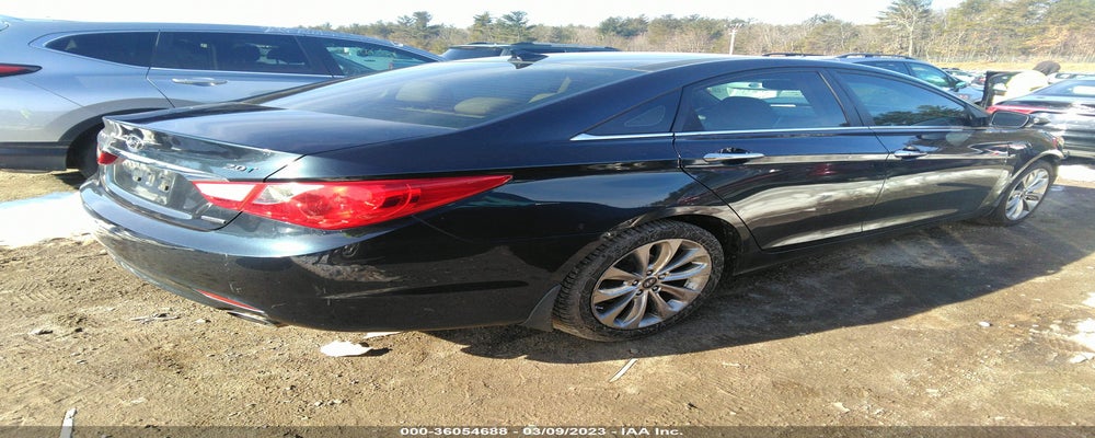 5NPEC4AB2CH460367 2012 HYUNDAI SONATA photo no. 4