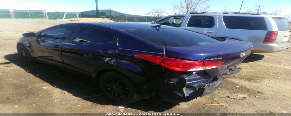 5NPDH4AE0DH379165 2013 HYUNDAI ELANTRA photo no. 3