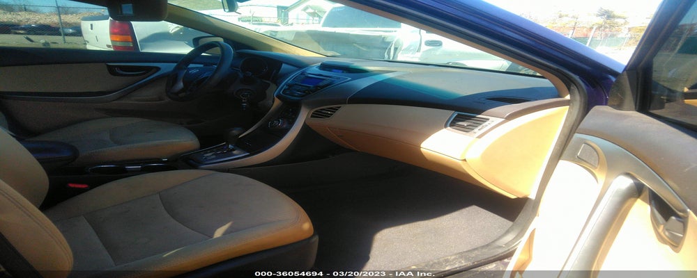 5NPDH4AE0DH379165 2013 HYUNDAI ELANTRA photo no. 5