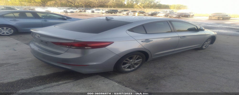5NPD84LF4HH176839 2017 HYUNDAI ELANTRA photo no. 4