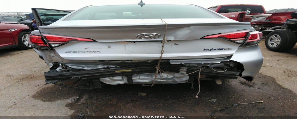 KMHE24L19GA019173 2016 HYUNDAI SONATA photo no. 6