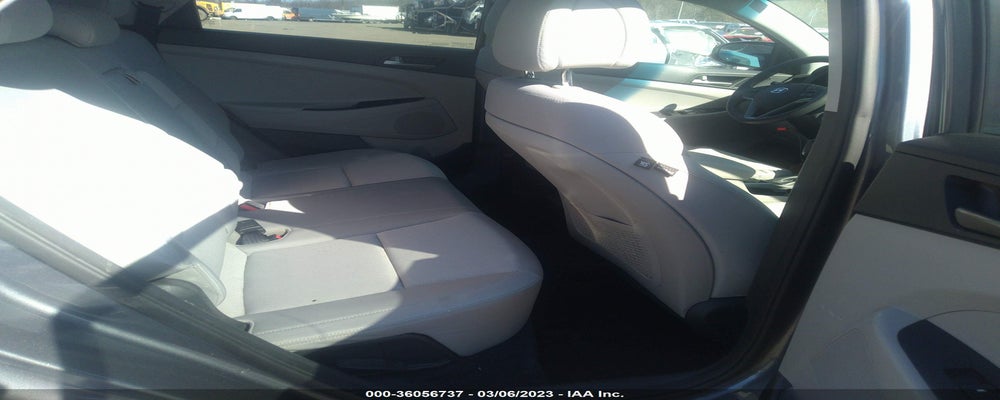 KM8J3CA44JU754040 2018 HYUNDAI TUCSON photo no. 8