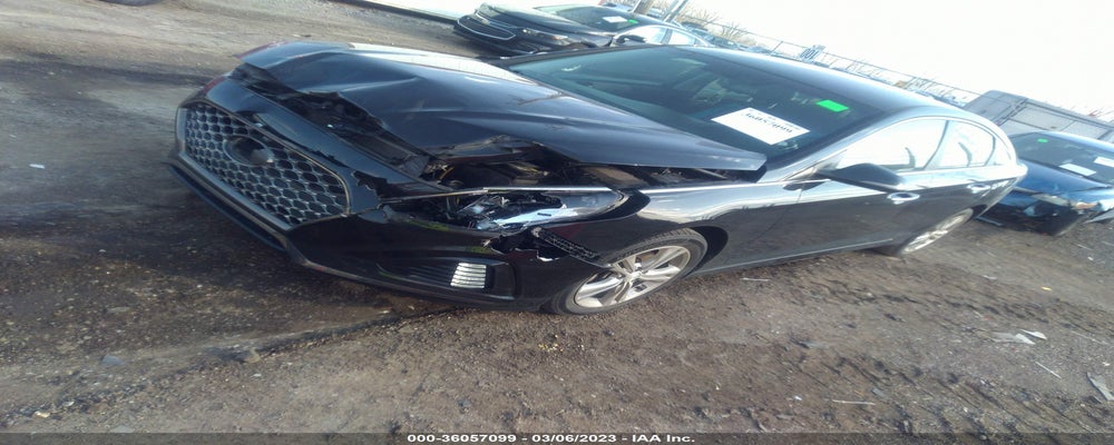 5NPE34AF3JH727483 2018 HYUNDAI SONATA photo no. 2