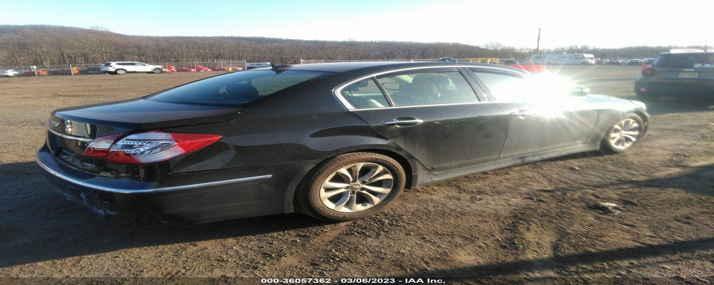 KMHGC4DD3CU152177 2012 HYUNDAI GENESIS photo no. 4