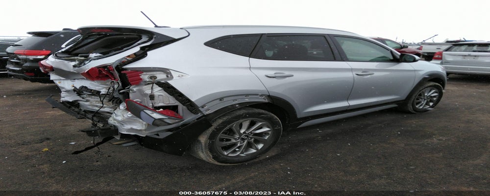 KM8J3CA4XHU419391 2017 HYUNDAI TUCSON photo no. 4