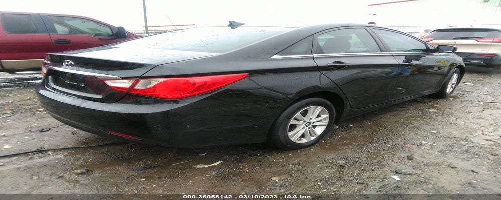 5NPEB4AC5DH794289 2013 HYUNDAI SONATA photo no. 4