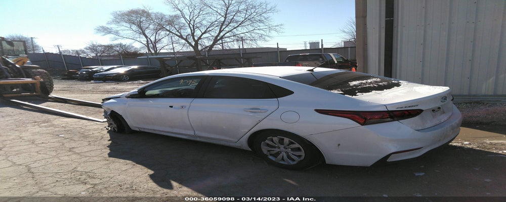 3KPC24A36JE034363 2018 HYUNDAI ACCENT photo no. 3