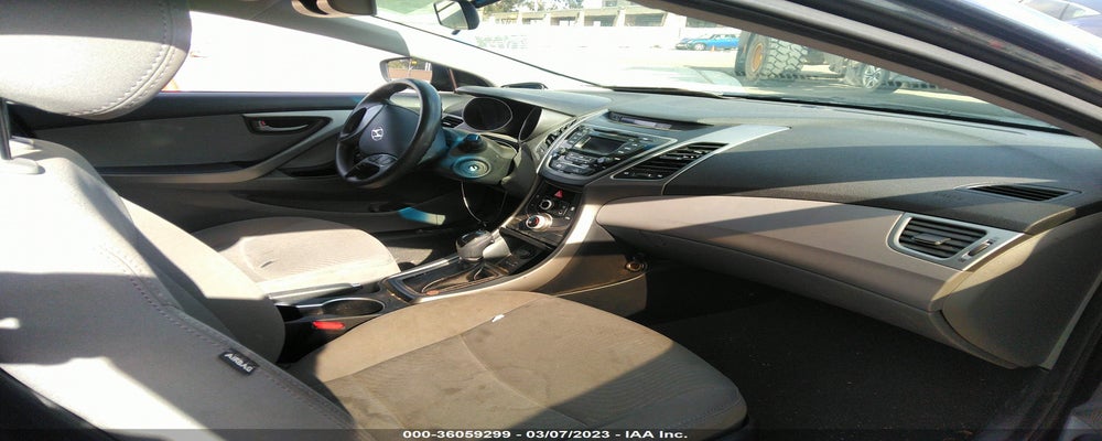 5NPDH4AE7GH695621 2016 HYUNDAI ELANTRA photo no. 5