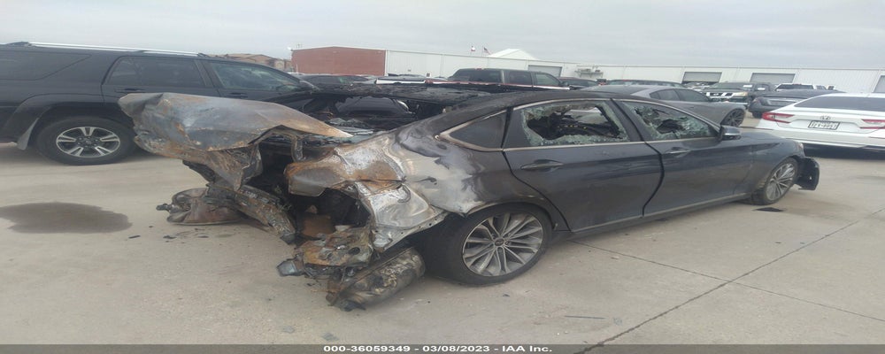 KMHGN4JE1GU109969 2016 HYUNDAI GENESIS photo no. 4