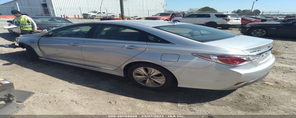 KMHEC4A47DA098008 2013 HYUNDAI SONATA HYBRID photo no. 3