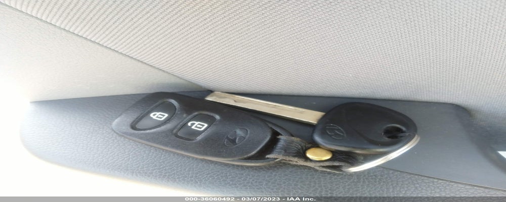 KMHCT4AE2GU041069 2016 HYUNDAI ACCENT photo no. 11