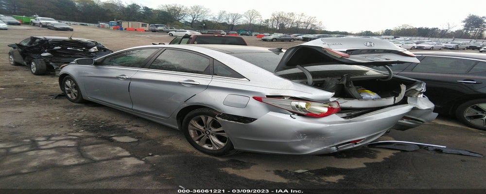 5NPEC4AC5CH372728 2012 HYUNDAI SONATA photo no. 3