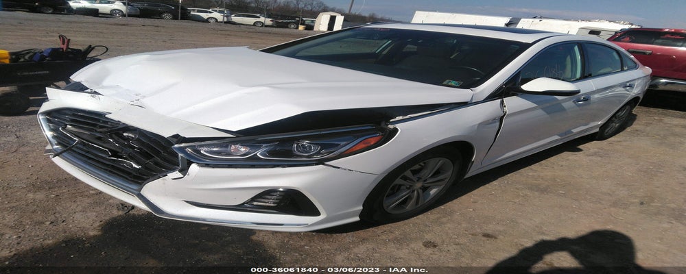5NPE34AF8JH678054 2018 HYUNDAI SONATA photo no. 2