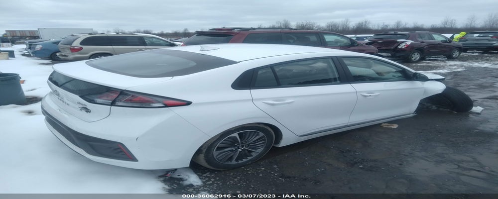KMHC65LD8LU234371 2020 HYUNDAI IONIQ PLUG-IN HYBRID photo no. 4